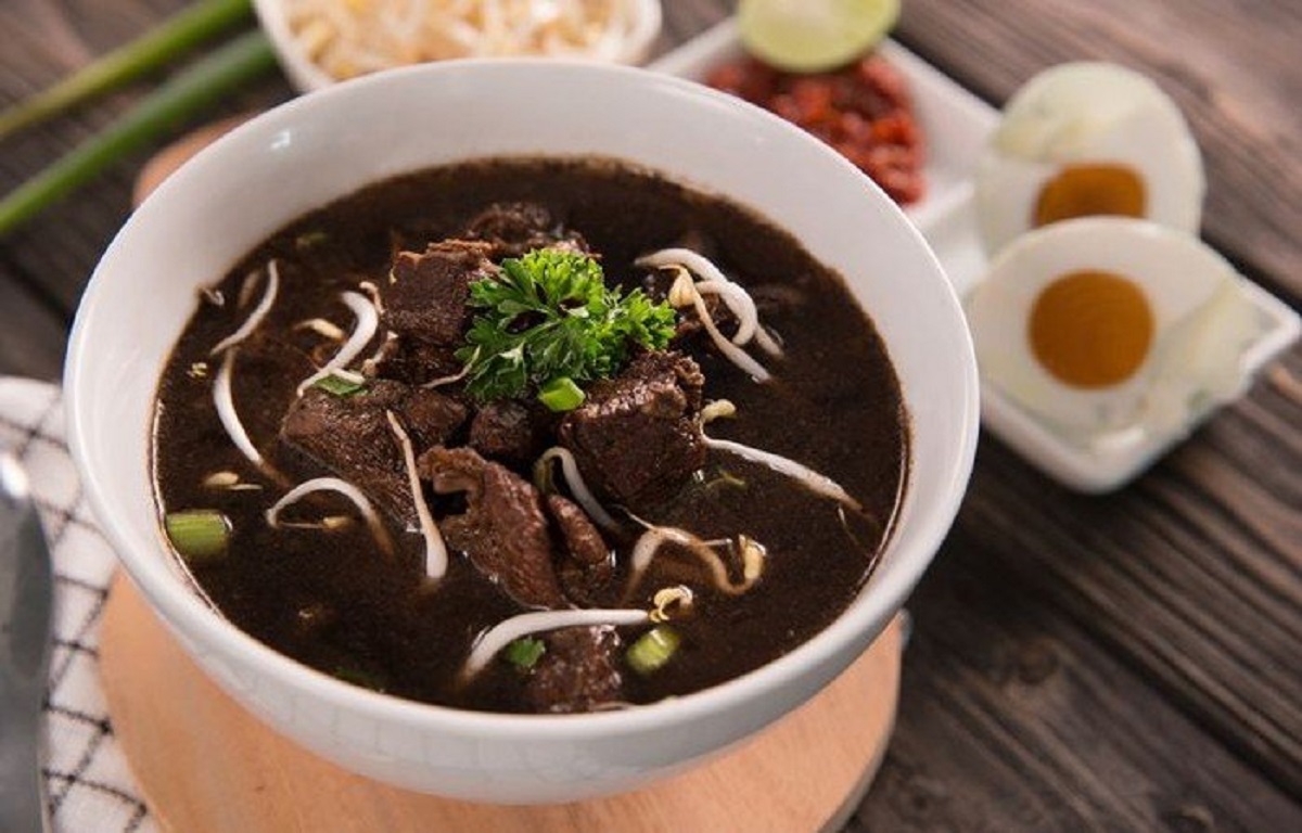 Savoring the Richness of Rawon